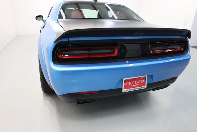 Dodge Challenger Vehicle Full-screen Gallery Image 69