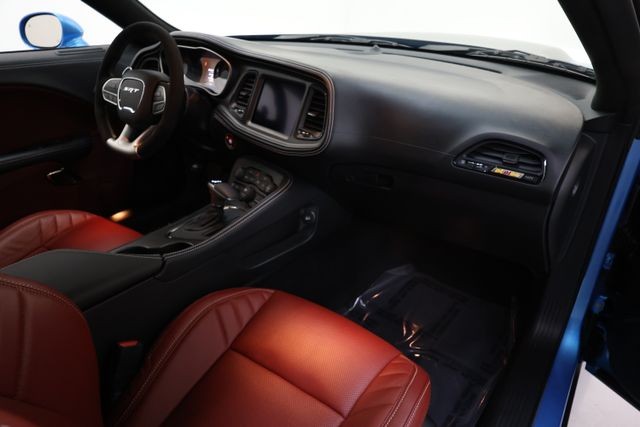 Dodge Challenger Vehicle Full-screen Gallery Image 79