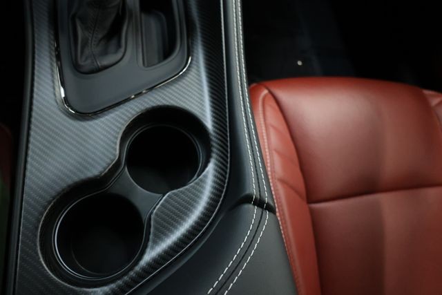 Dodge Challenger Vehicle Full-screen Gallery Image 81