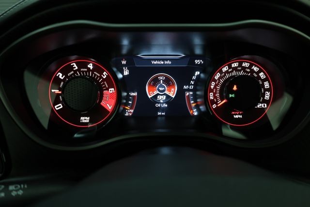 Dodge Challenger Vehicle Full-screen Gallery Image 87