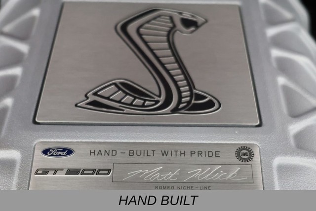 Ford Mustang Vehicle Full-screen Gallery Image 07