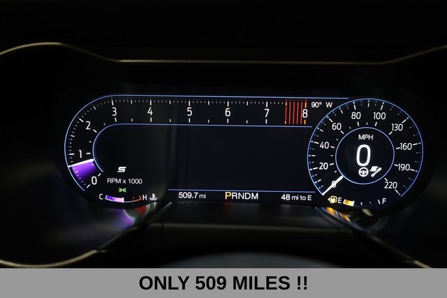 Ford Mustang Vehicle Full-screen Gallery Image 09