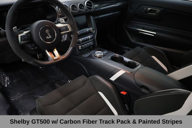 Ford Mustang Vehicle Full-screen Gallery Image 13