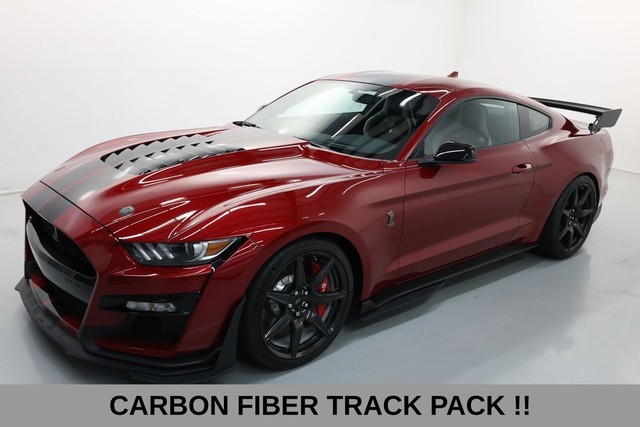 Ford Mustang Vehicle Full-screen Gallery Image 14