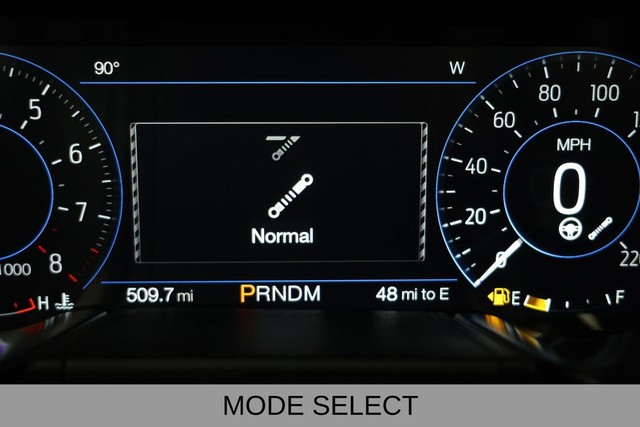 Ford Mustang Vehicle Full-screen Gallery Image 31