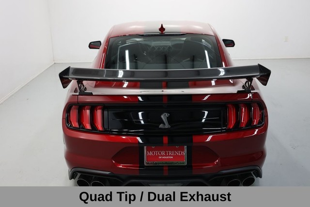Ford Mustang Vehicle Full-screen Gallery Image 50
