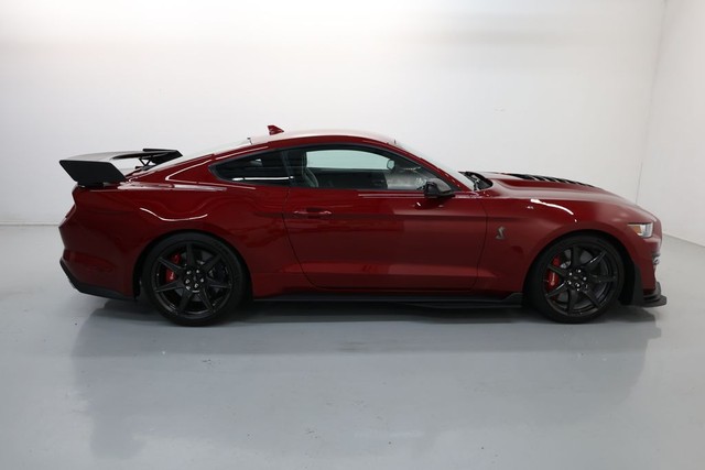 Ford Mustang Vehicle Full-screen Gallery Image 64