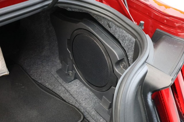 Ford Mustang Vehicle Full-screen Gallery Image 77