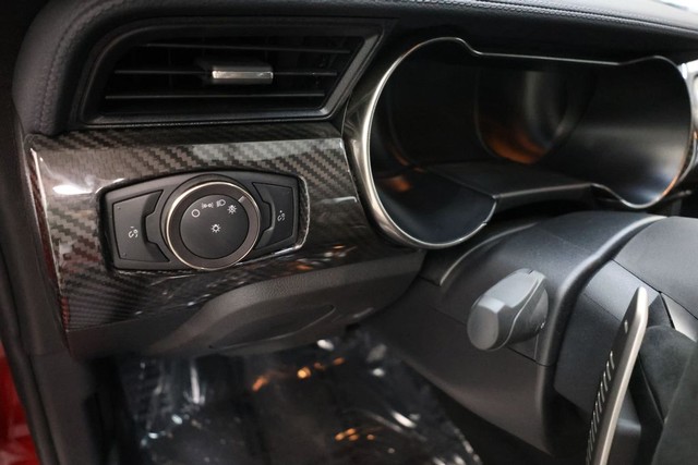 Ford Mustang Vehicle Full-screen Gallery Image 78