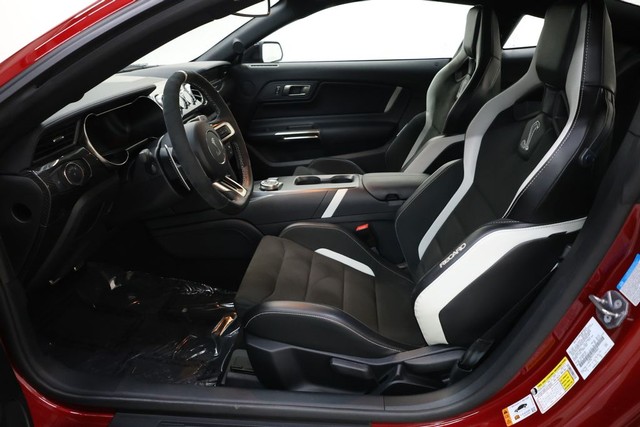 Ford Mustang Vehicle Full-screen Gallery Image 82