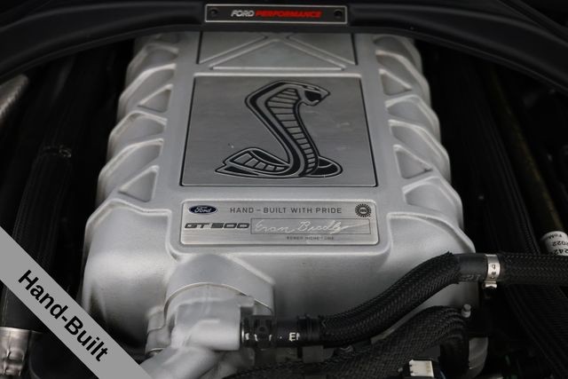Ford Mustang Vehicle Full-screen Gallery Image 06