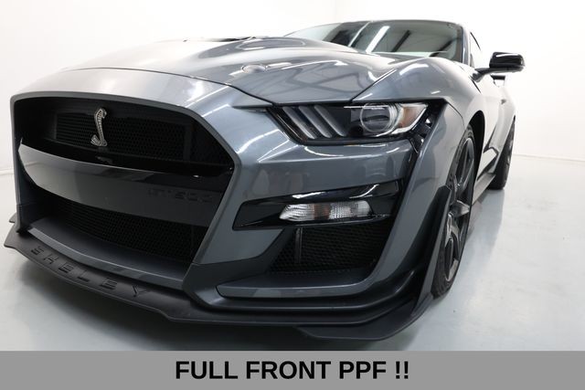 Ford Mustang Vehicle Full-screen Gallery Image 14