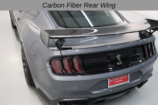 Ford Mustang Vehicle Full-screen Gallery Image 46