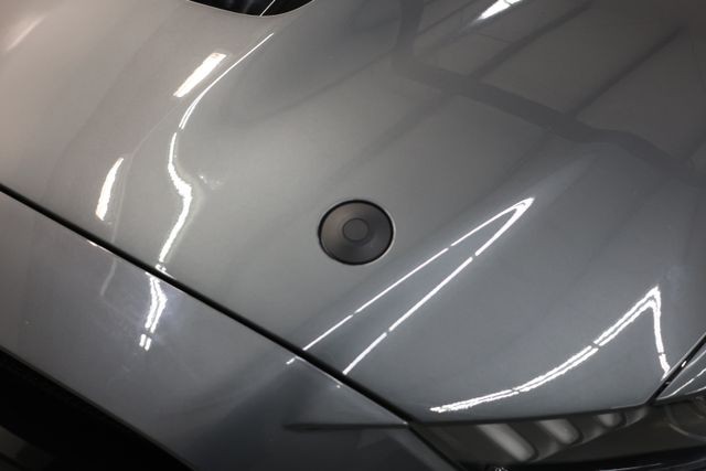 Ford Mustang Vehicle Full-screen Gallery Image 73