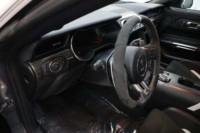 Ford Mustang Vehicle Full-screen Gallery Image 84