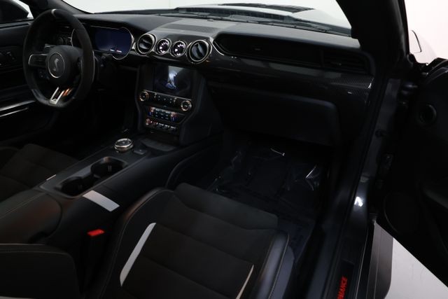 Ford Mustang Vehicle Full-screen Gallery Image 87