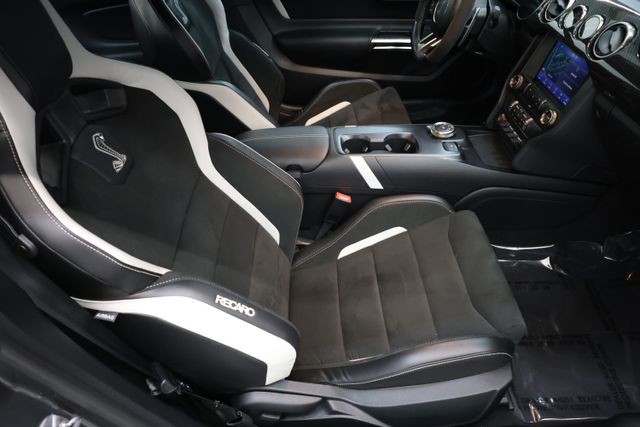 Ford Mustang Vehicle Full-screen Gallery Image 90
