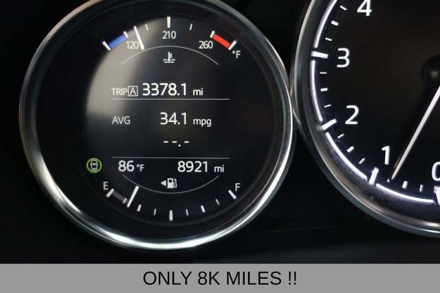 Mazda MX-5 Miata Vehicle Full-screen Gallery Image 06