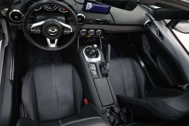 Mazda MX-5 Miata Vehicle Full-screen Gallery Image 67
