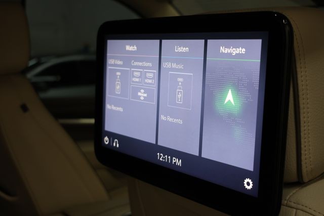 GMC Yukon Vehicle Full-screen Gallery Image 100