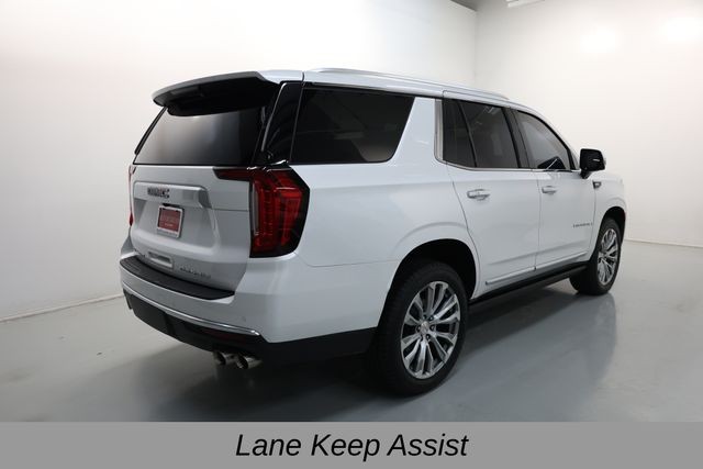 GMC Yukon Vehicle Full-screen Gallery Image 31