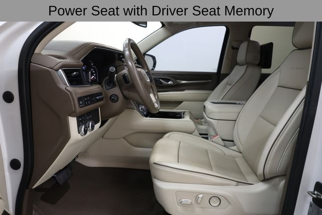 GMC Yukon Vehicle Full-screen Gallery Image 35
