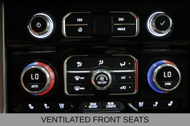 GMC Yukon Vehicle Full-screen Gallery Image 36