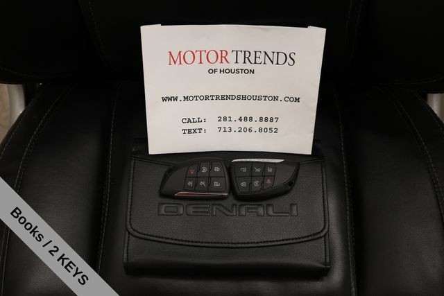 GMC Yukon Vehicle Full-screen Gallery Image 56