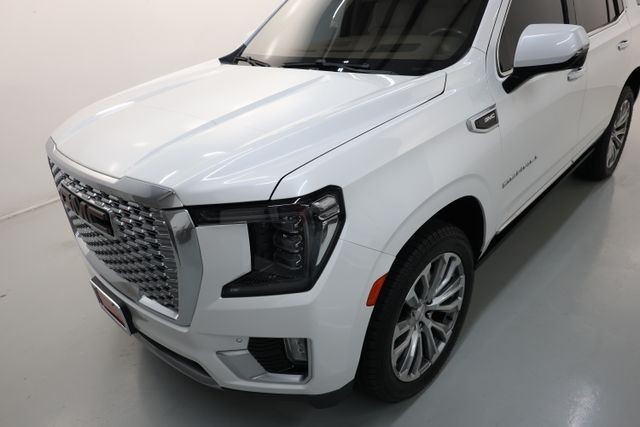 GMC Yukon Vehicle Full-screen Gallery Image 58