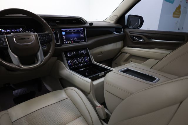 GMC Yukon Vehicle Full-screen Gallery Image 76