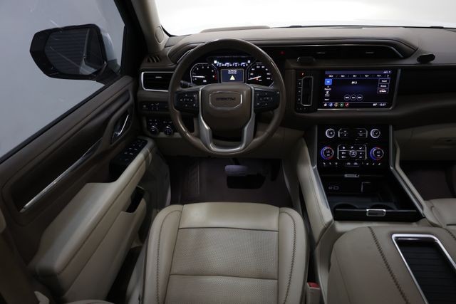 GMC Yukon Vehicle Full-screen Gallery Image 81