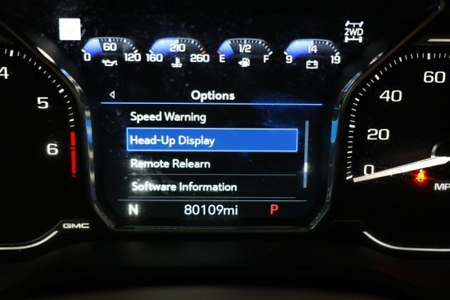 GMC Yukon Vehicle Full-screen Gallery Image 95