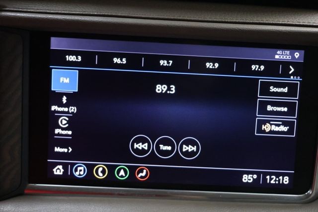 GMC Yukon Vehicle Full-screen Gallery Image 96