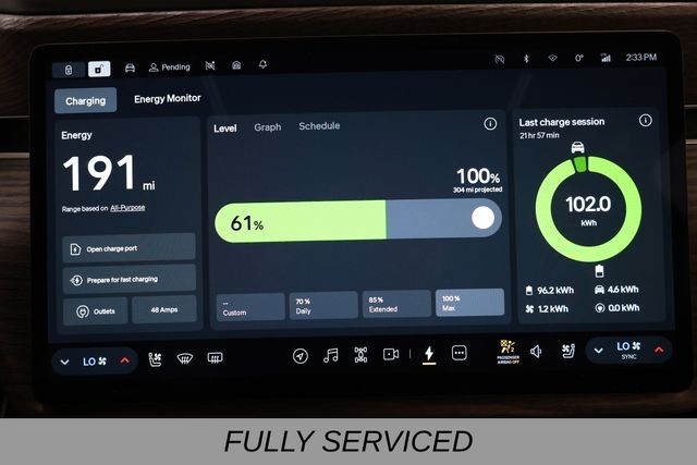 Rivian R1S Vehicle Full-screen Gallery Image 07