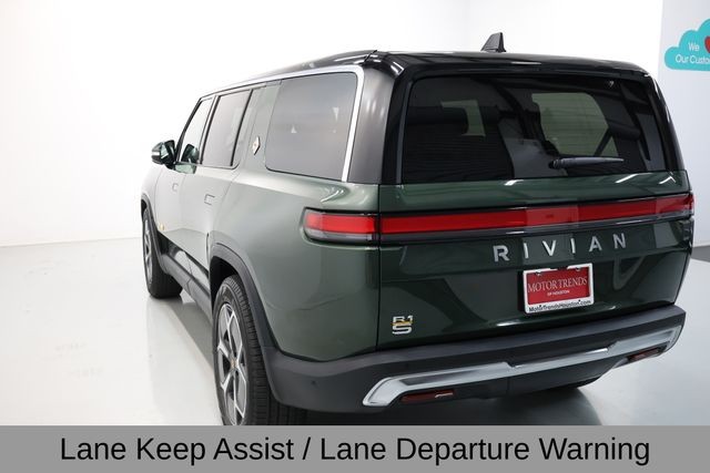 Rivian R1S Vehicle Full-screen Gallery Image 28