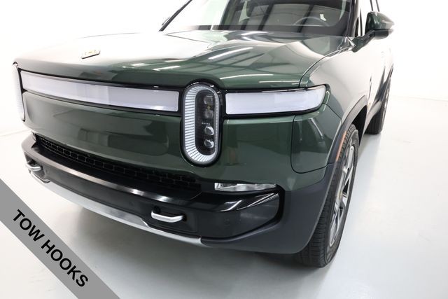 Rivian R1S Vehicle Full-screen Gallery Image 44