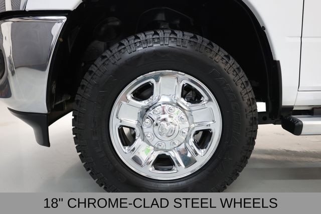 Ram 2500 Vehicle Full-screen Gallery Image 35