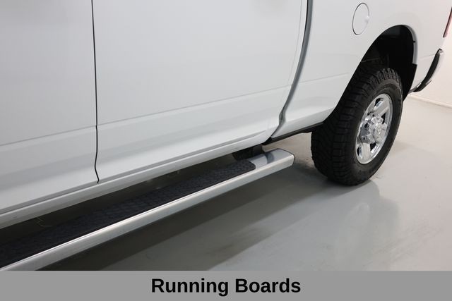 Ram 2500 Vehicle Full-screen Gallery Image 36