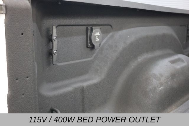 Ram 2500 Vehicle Full-screen Gallery Image 38