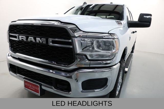 Ram 2500 Vehicle Full-screen Gallery Image 42