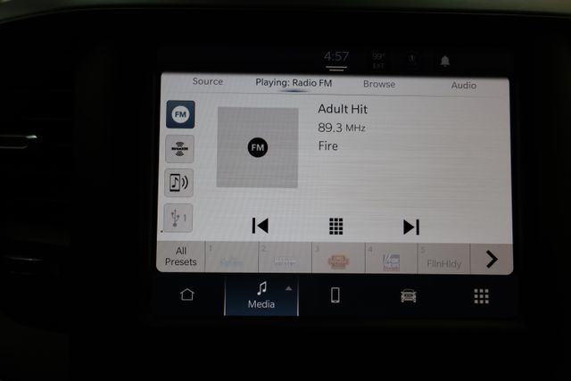 Ram 2500 Vehicle Full-screen Gallery Image 75
