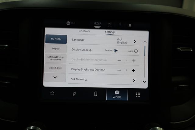 Ram 2500 Vehicle Full-screen Gallery Image 77