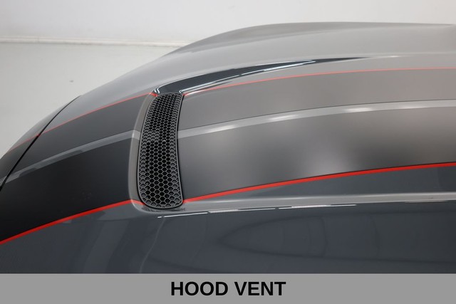 Ford Mustang Vehicle Full-screen Gallery Image 40