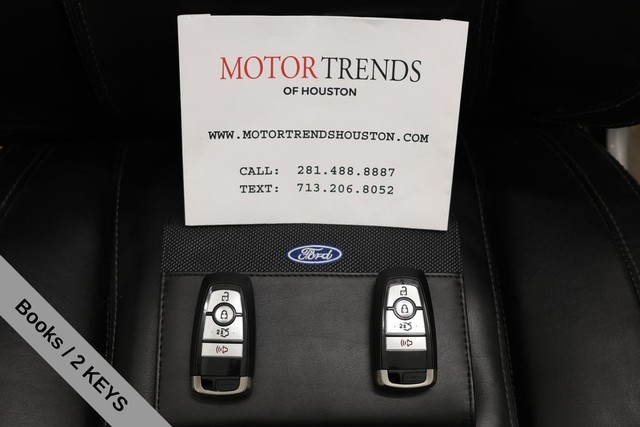 Ford Mustang Vehicle Full-screen Gallery Image 47