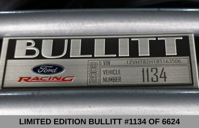 Ford Mustang Vehicle Full-screen Gallery Image 05