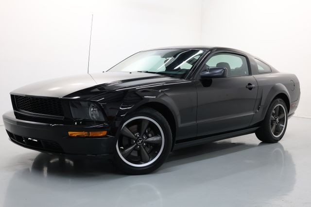Ford Mustang Vehicle Full-screen Gallery Image 36