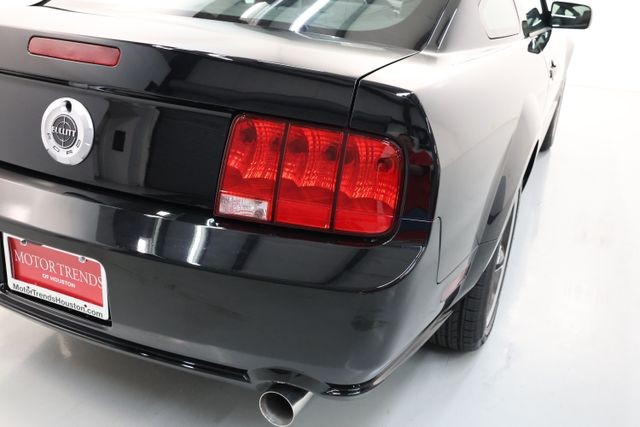 Ford Mustang Vehicle Full-screen Gallery Image 51