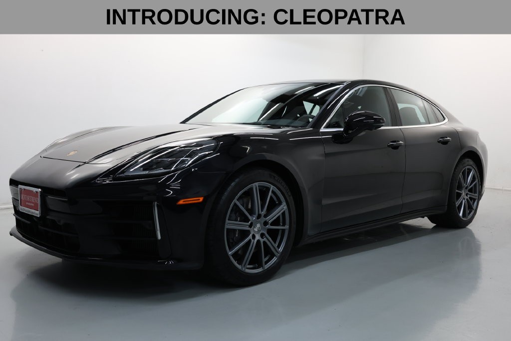 Porsche Panamera Vehicle Full-screen Gallery Image 02
