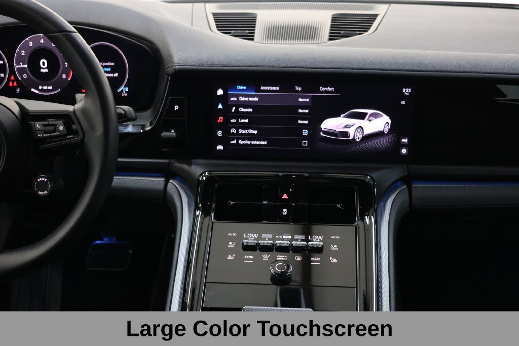 Porsche Panamera Vehicle Full-screen Gallery Image 15