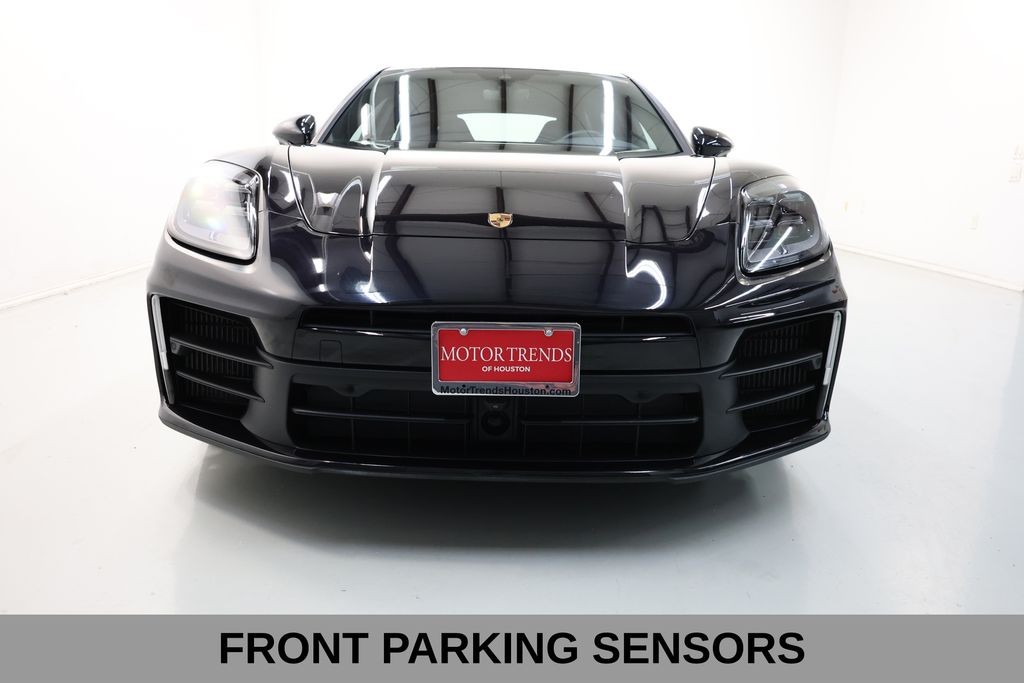 Porsche Panamera Vehicle Full-screen Gallery Image 27